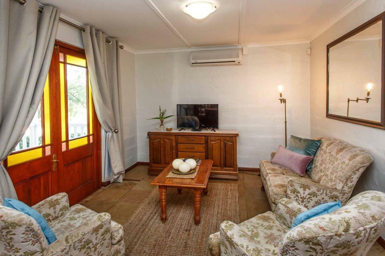 Apartamento Hazenjacht Karoo Lifestyle - Spitzkop Oudtshoorn Exterior foto